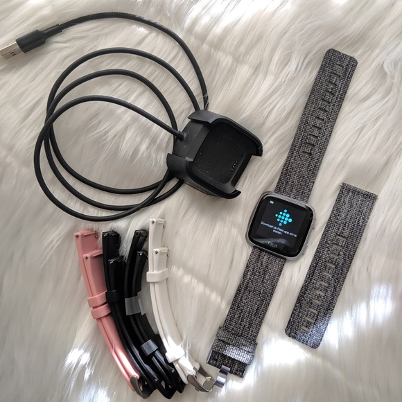 fitbit versa special edition graphite